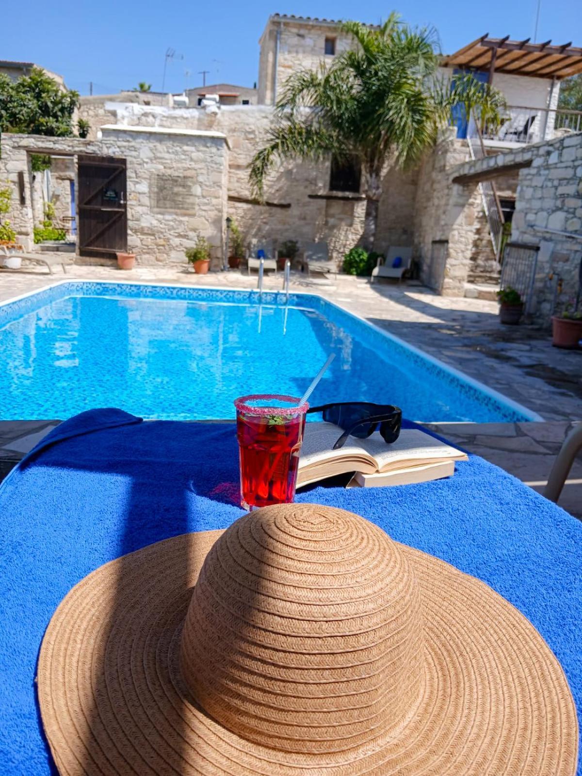 Athena'S Pool Oasis Skarinou Exterior foto